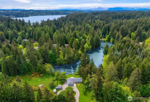 Property photo for 9171 Miller Road Ne, Bainbridge Island