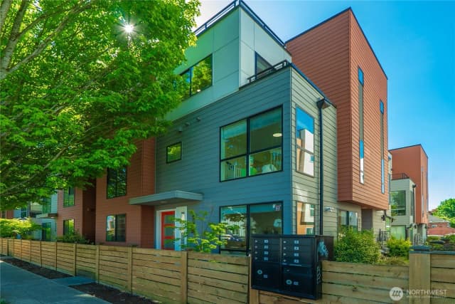 Property photo for 531 S Cloverdale Street #a, Seattle