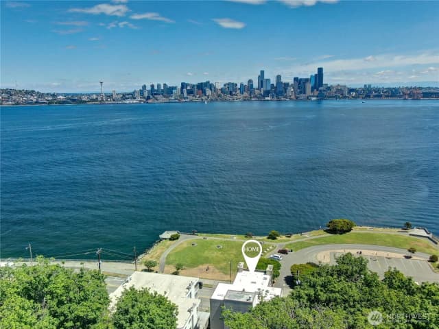 Property photo for 1111 Harbor Avenue Sw #500, Seattle