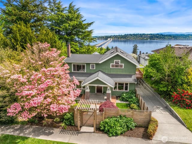 Property photo for 1414 Lake Washington Boulevard S, Seattle