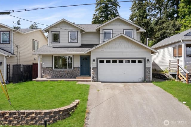 Property photo for 1641 Bayview Drive W, Bremerton