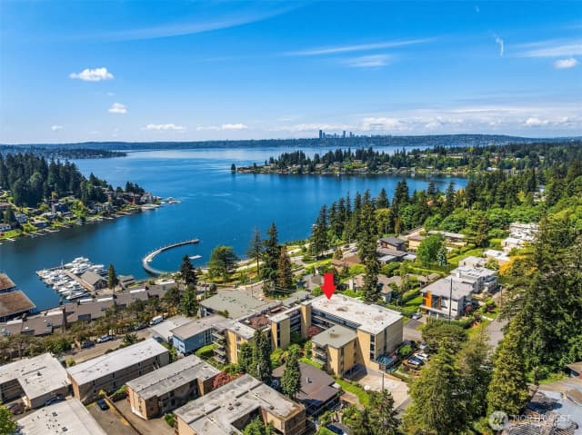 Property photo for 9909 Ne 1st #306, Bellevue