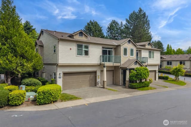 Property photo for 4450 248th Lane Se, Sammamish, WA 98029