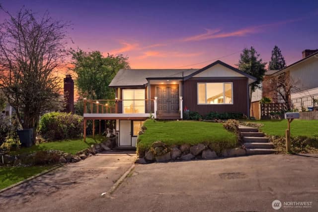 Property photo for 7915 S Lakeridge Drive, Seattle