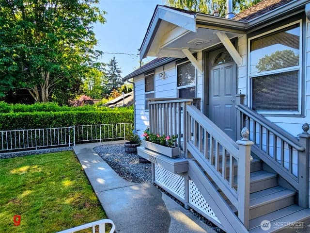 Property photo for 3536 Sw Monroe Street, Seattle