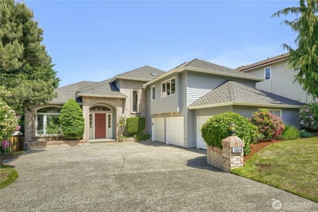Property photo for 15810 Se 45th Place, Bellevue