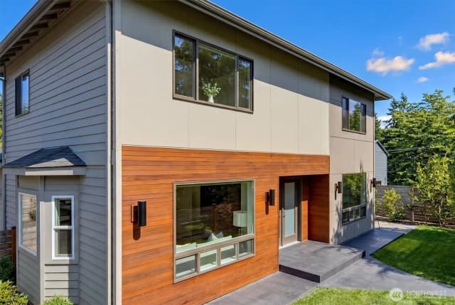 Property photo for 1725 Martin Luther King Jr Way, Seattle