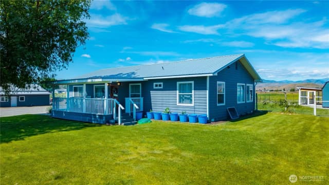 Property photo for 225 Robinson Canyon Road, Omak