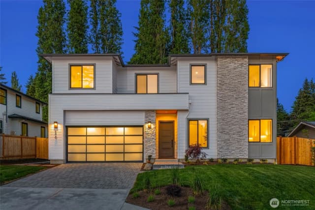 Property photo for 416 155th Avenue Se, Bellevue