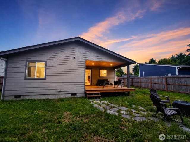Property photo for 168 N Narwhal Loop Nw, Ocean Shores