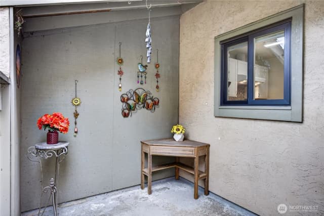 Property photo for 10037 Ne 138th Place #d2, Kirkland