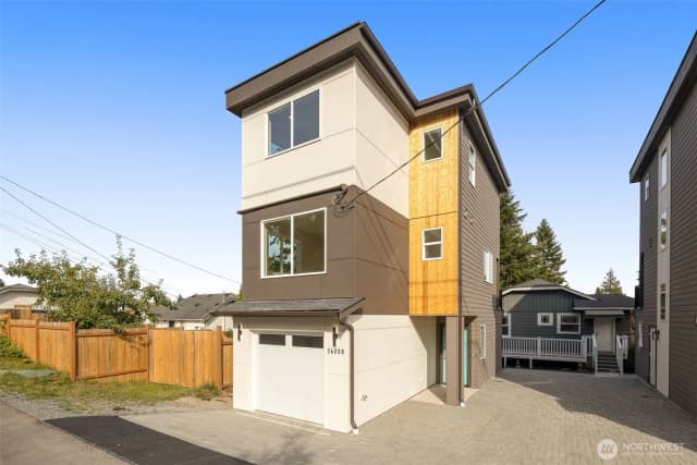 Property photo for 5620 Wetmore Avenue #b, Everett