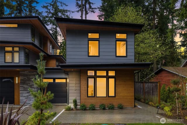 Property photo for 12710 Ne 72nd Street, Kirkland