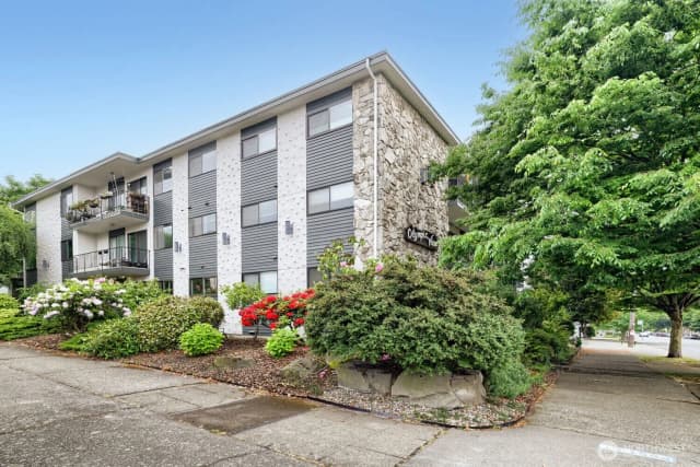Property photo for 6110 24th Avenue Nw #203, Seattle