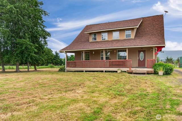 Property photo for 95 W Birnie Slough Road, Cathlamet