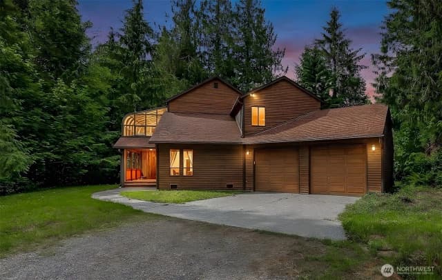 Property photo for 1012 Carlson Road, Snohomish