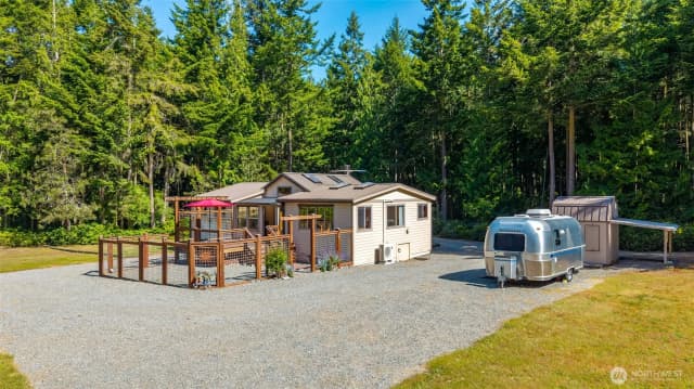 Property photo for 2161 Winterhawk Lane, Coupeville
