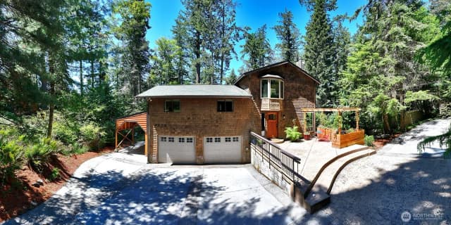 Property photo for 3370 East Harbor Road, Langley