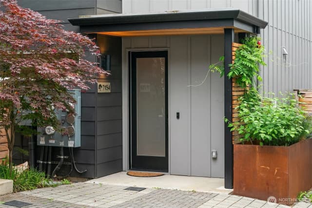 Property photo for 7154 44th Avenue S, Seattle