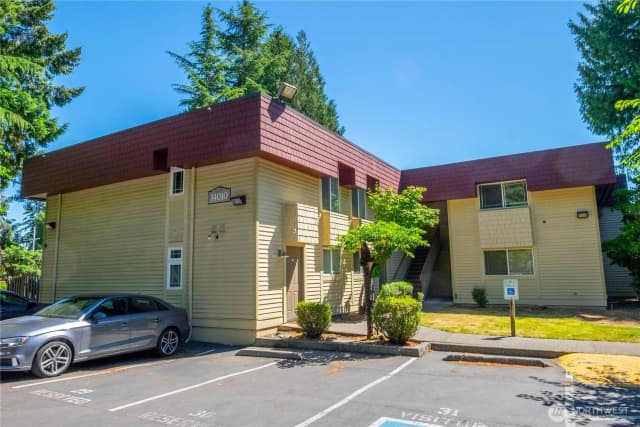 Property photo for 14010 Se 6th Street #24, Bellevue