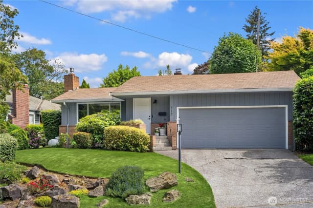 Property photo for 717 W Cremona Street, Seattle