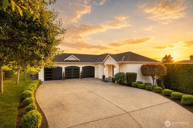 Property photo for 30825 36th Court Sw, Federal Way
