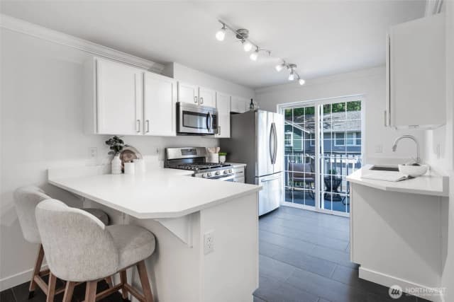 Property photo for 14534 12th Avenue Ne, Shoreline