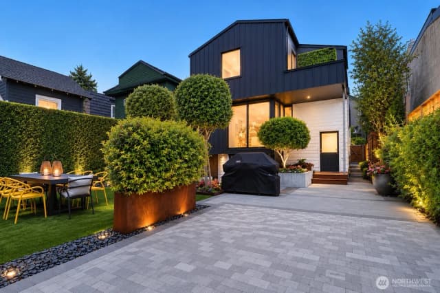 Property photo for 2015 42nd Avenue E, Seattle