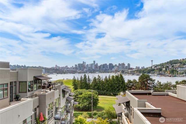 Property photo for 1700 N Northlake Way #105, Seattle