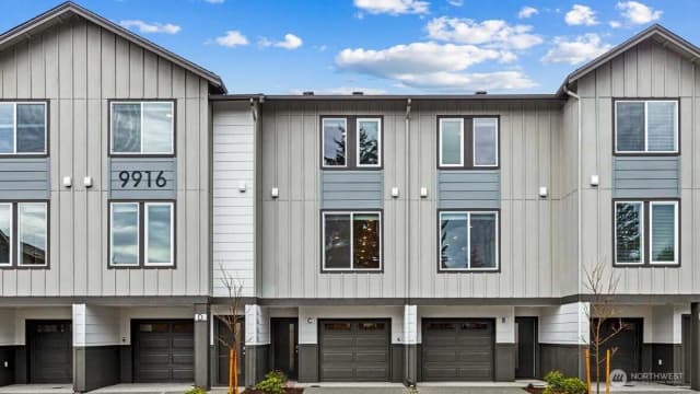 Property photo for 16830 20th Avenue W #d3, Lynnwood
