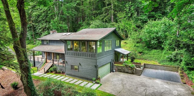 Property photo for 25210 Se 159th Street, Issaquah, WA 98027