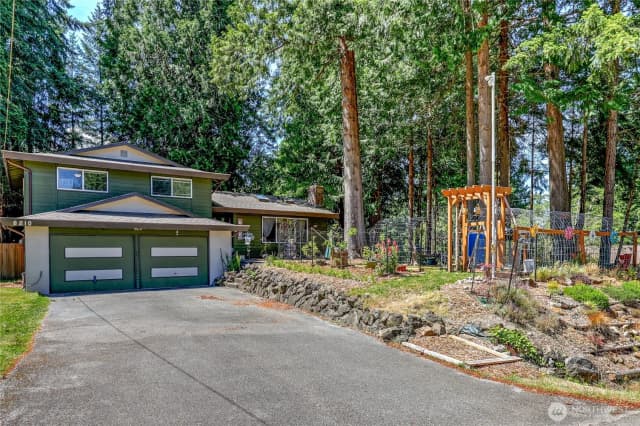 Property photo for 8210 University Point Circle Ne, Bremerton