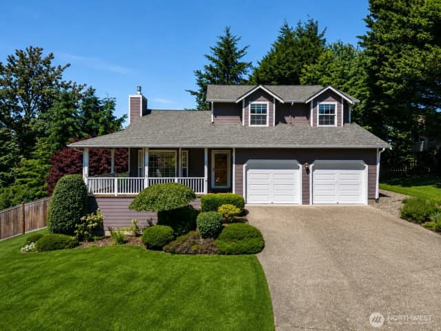 Property photo for 26227 Montera Loop Ne, Kingston