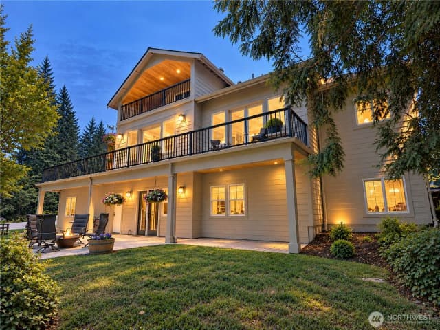 Property photo for 18210 Homeview Drive, Edmonds