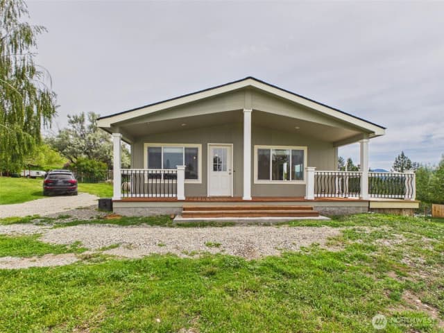 Property photo for 220 Center Road, Republic