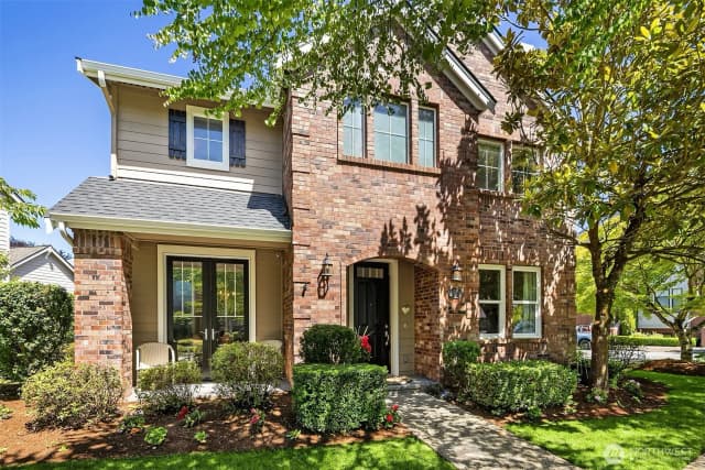 Property photo for 1714 11th Avenue Ne, Issaquah, WA 98029