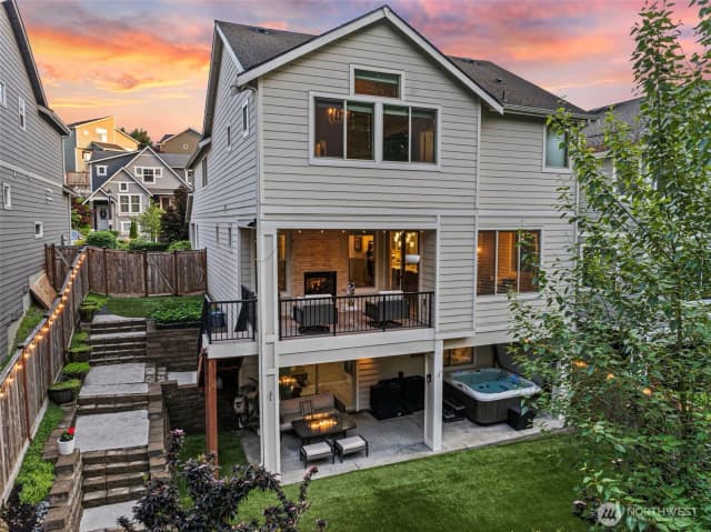 Property photo for 3766 Monterey Court Ne, Renton