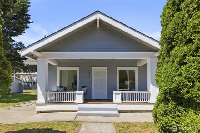Property photo for 950 I Street Ne, Auburn
