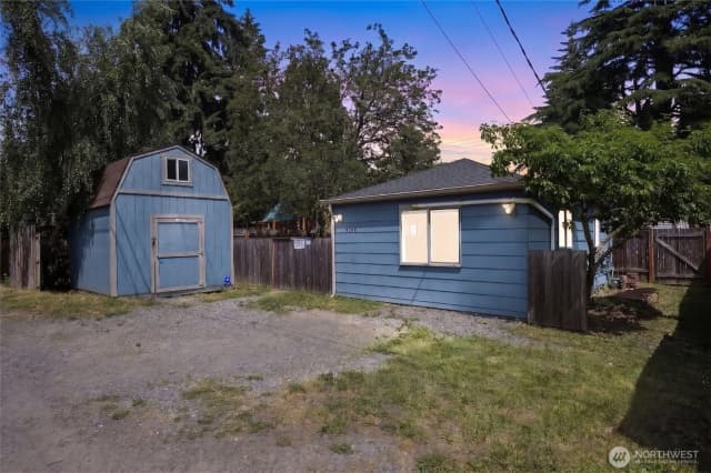 Property photo for 9745 Evanston Avenue N #b, Seattle