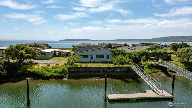 Property photo for 2169 Mariner Beach Drive, Oak Harbor