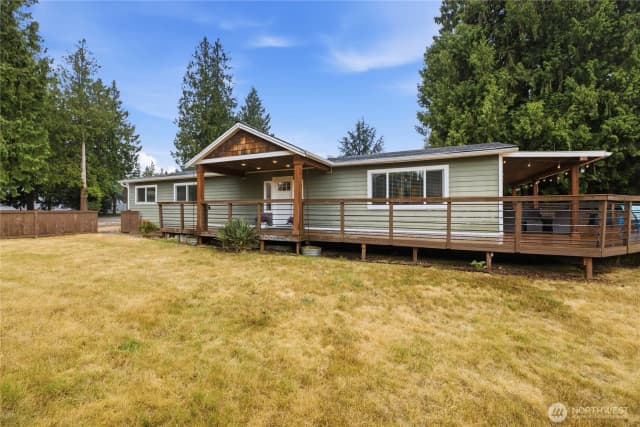 Property photo for 6911 Vandermark Road E, Bonney Lake