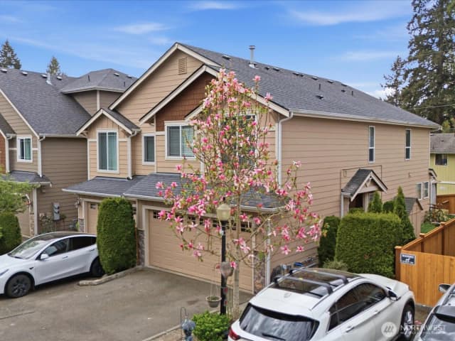 Property photo for 20414 26th Avenue W #l2, Lynnwood