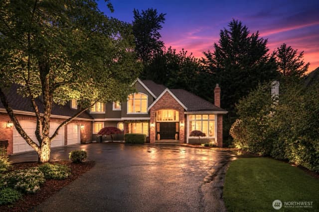 Property photo for 18138 Ne 130th Place, Redmond