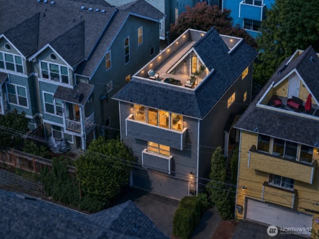 Property photo for 1426 18th Avenue #a, Seattle, WA 98122