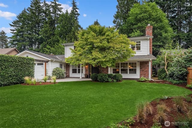 Property photo for 4712 90th Avenue Se, Mercer Island