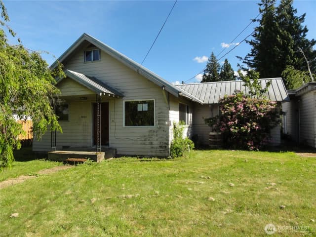 Property photo for 38211 Se 85th Street, Snoqualmie