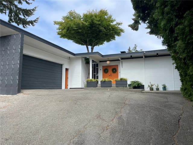 Property photo for 6807 44th Court W, University Place