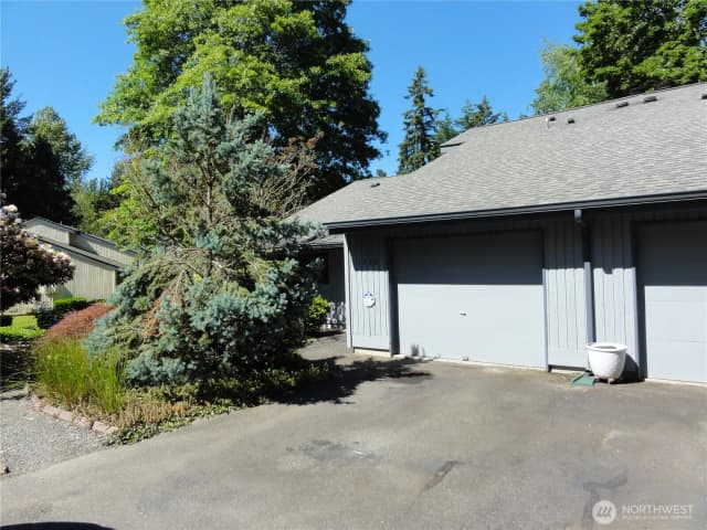 Property photo for 11520 Se 175th Street, Renton