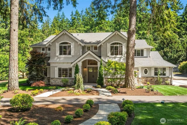 Property photo for 5866 127th Avenue Ne, Kirkland