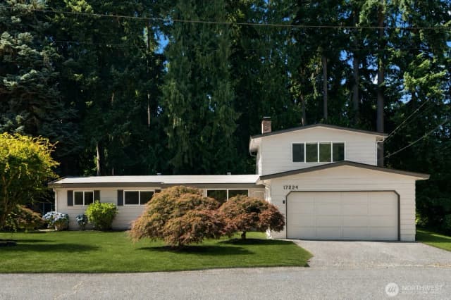 Property photo for 17224 61st Place W, Lynnwood